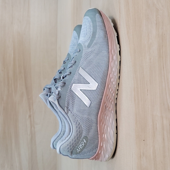 New Balance Shoes - New Balance Arishi Women's Pink Gray  Running Shoes KJARIGMY